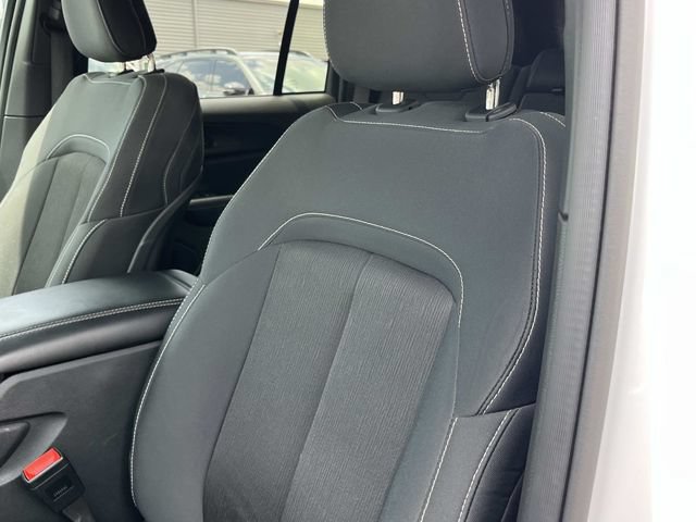 Used 2024 Jeep Grand Cherokee Laredo X AWD/4WD image 34