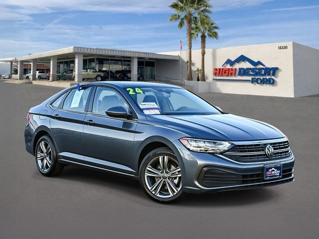 Used 2024 Volkswagen Jetta SE