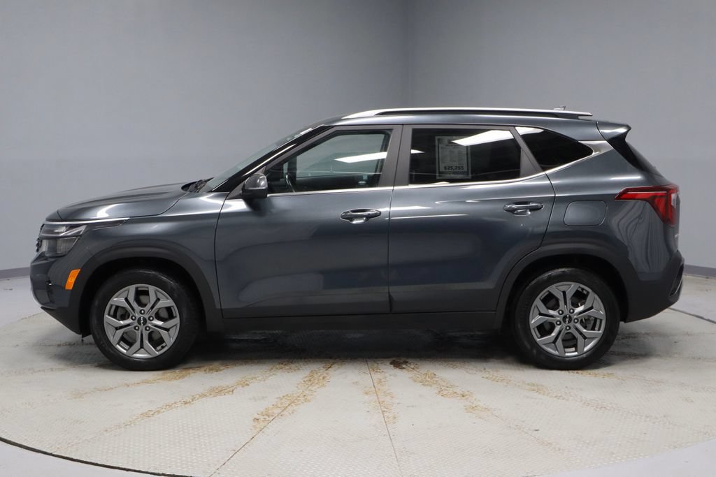 Used 2024 Kia Seltos S AWD/4WD image 9