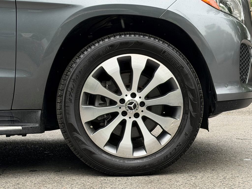 Used 2018 Mercedes-Benz GLS 450 4MATIC image 9