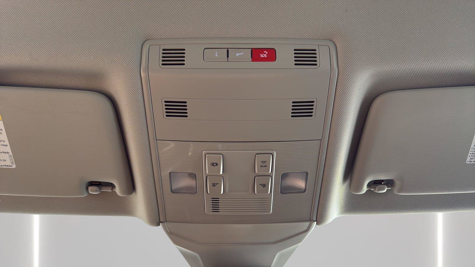 Used 2022 Volkswagen Jetta SE FWD image 26