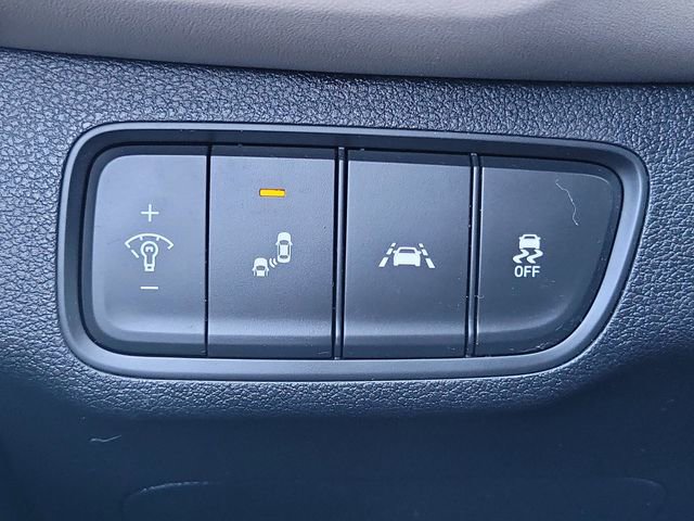 Used 2020 Hyundai Santa Fe SEL image 19