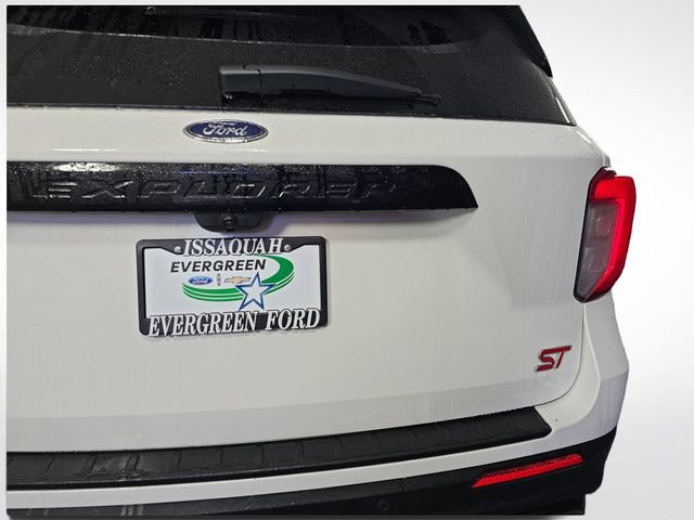 Certified 2023 Ford Explorer ST w/ Equipment Group 401A image 15
