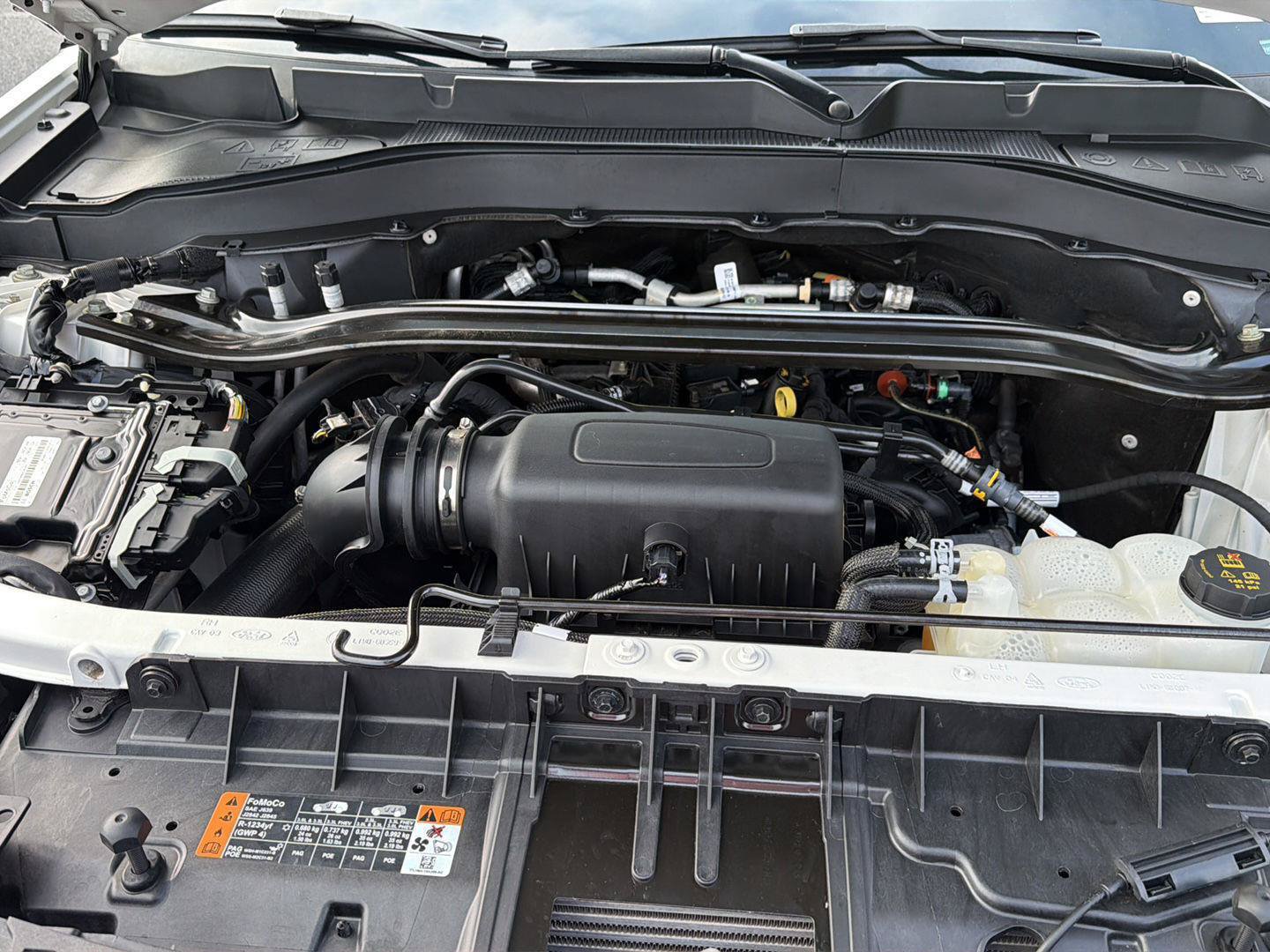 Certified 2023 Ford Explorer Limited AWD/4WD image 39