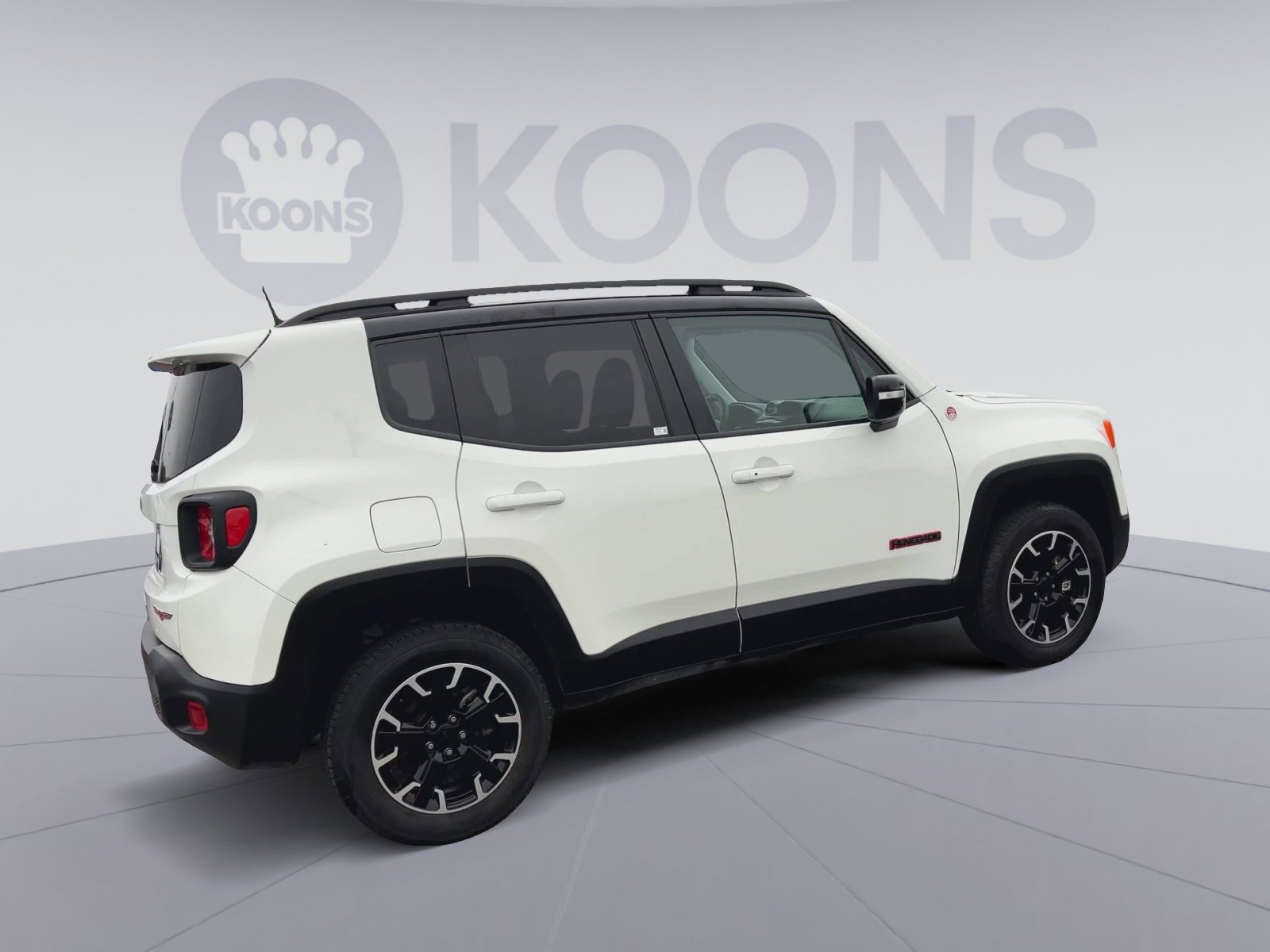 Used 2023 Jeep Renegade Trailhawk AWD/4WD image 12