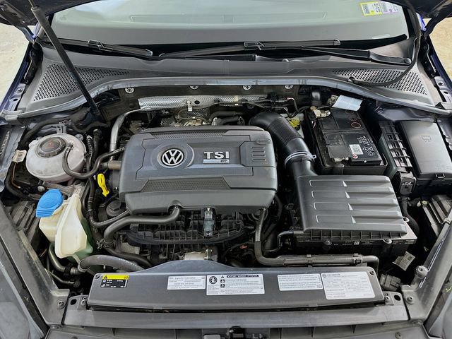 Used 2019 Volkswagen Golf R 4-Door image 29