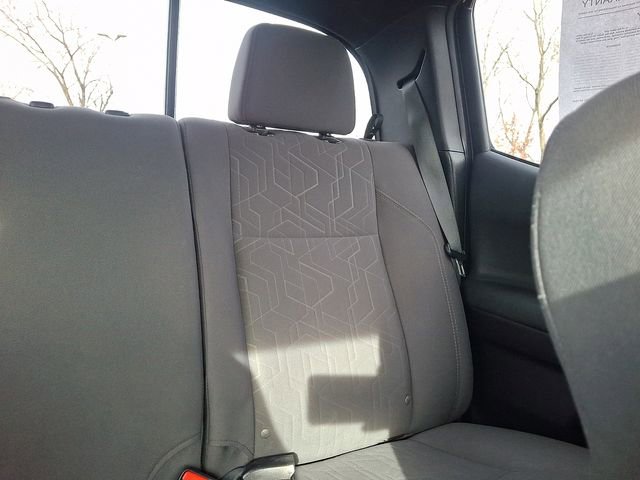 Used 2019 Toyota Tacoma TRD Off-Road image 18