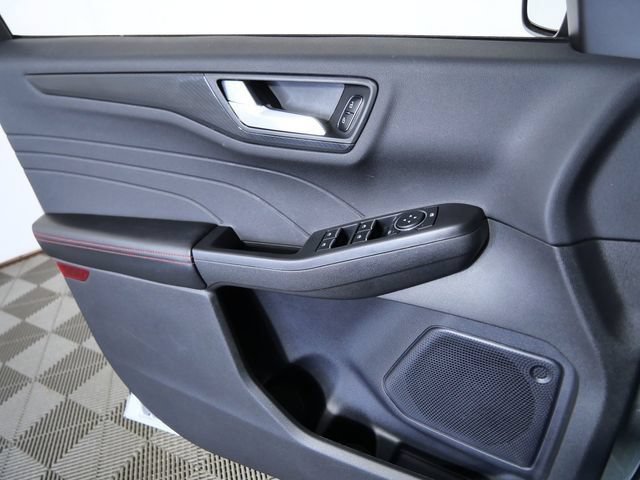 Certified 2023 Ford Escape ST-Line w/ Tech Pack #1 AWD/4WD image 25