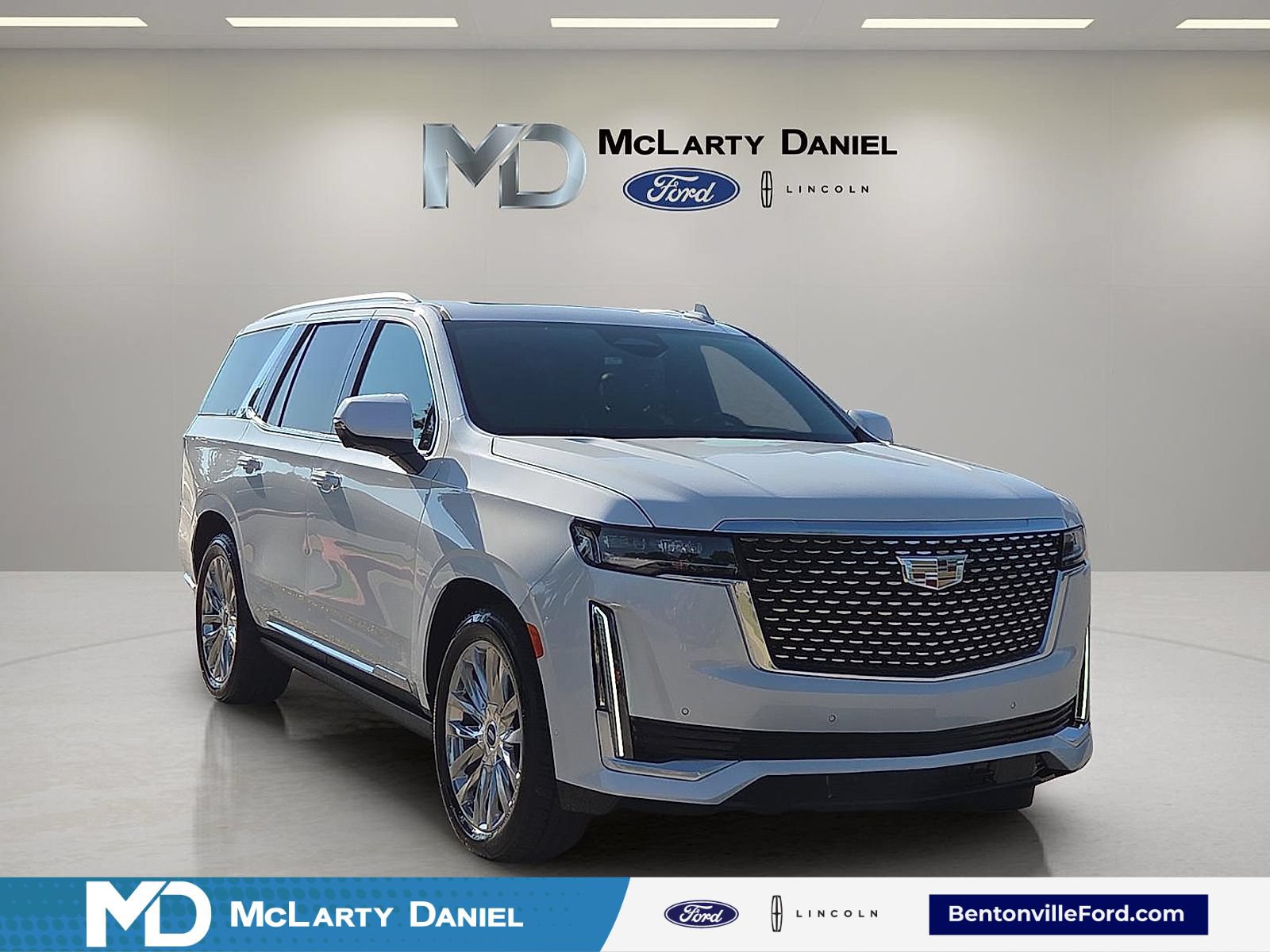 Used 2024 Cadillac Escalade Premium Luxury w/ Performance Package AWD/4WD video 1
