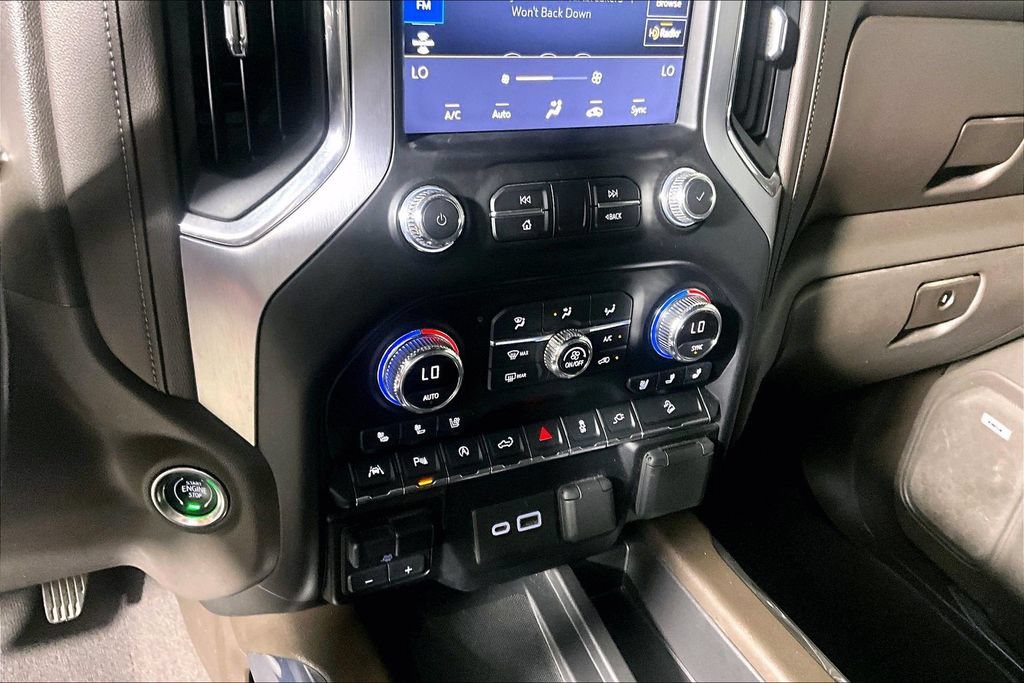 Used 2021 GMC Sierra 1500 SLT AWD/4WD image 24