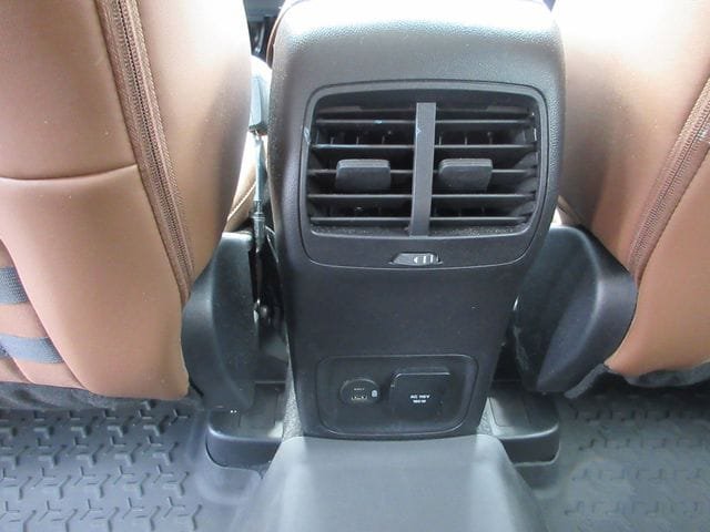 Certified 2024 Ford Bronco Sport Outer Banks w/ Tech Package AWD/4WD image 28