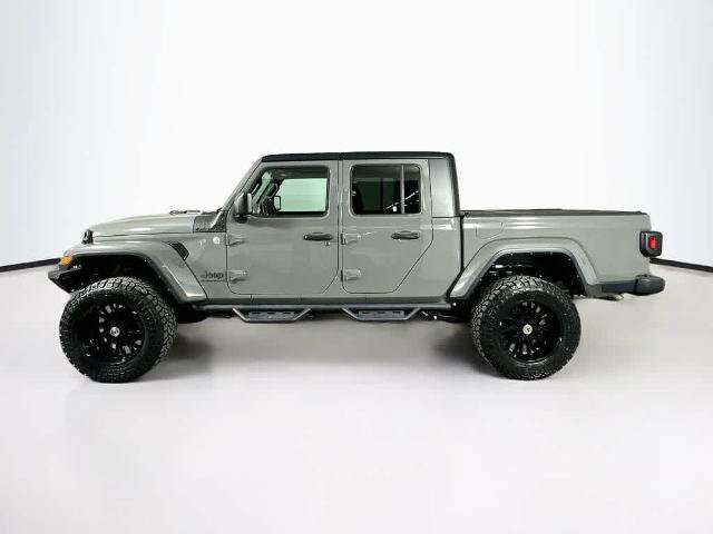Used 2022 Jeep Gladiator Overland AWD/4WD image 3