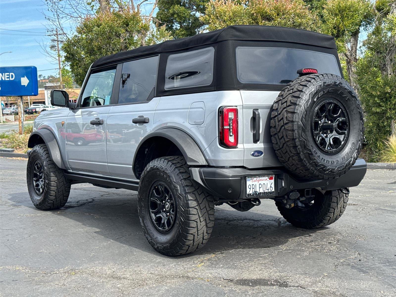 Certified 2022 Ford Bronco Badlands w/ Sasquatch Package AWD/4WD image 6