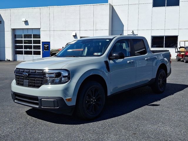 Certified 2024 Ford Maverick Lariat w/ Black Appearance Package FWD image 3