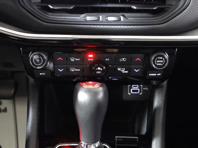 Used 2022 Jeep Compass Trailhawk w/ Trailhawk Elite Group image 15