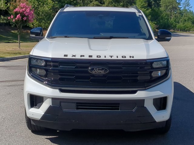 Certified 2025 Ford Expedition Max Platinum w/ Stealth Appearance Package AWD/4WD image 9