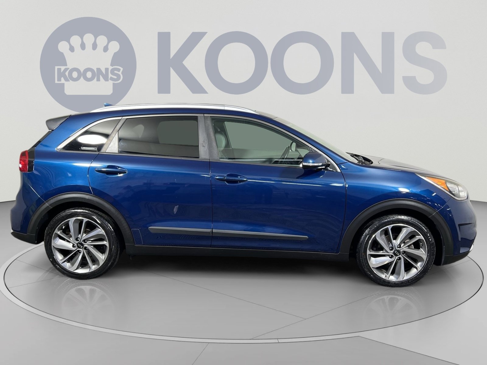 Used 2017 Kia Niro Touring FWD image 12