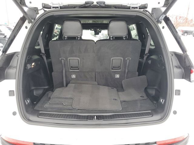 Used 2024 Jeep Grand Cherokee L Limited w/ Luxury Tech Group II image 36