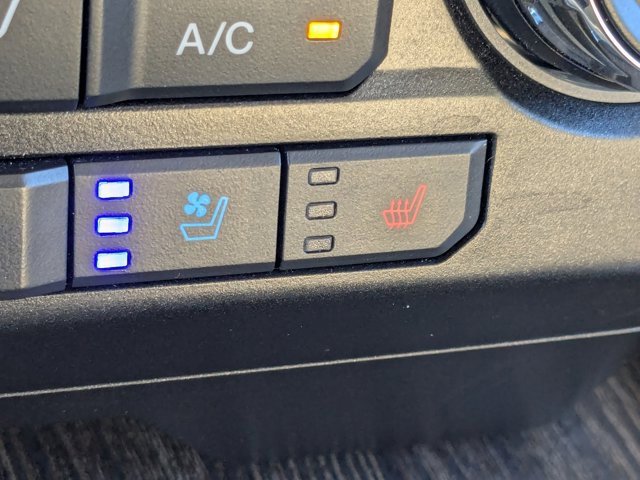 Certified 2021 Ford F250 Lariat w/ Lariat Value Package image 22