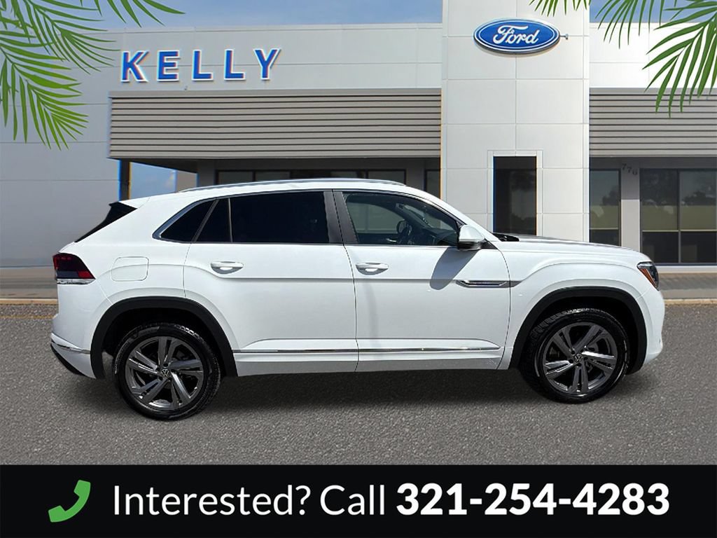 Used 2024 Volkswagen Atlas Cross Sport SEL R-Line AWD/4WD image 6
