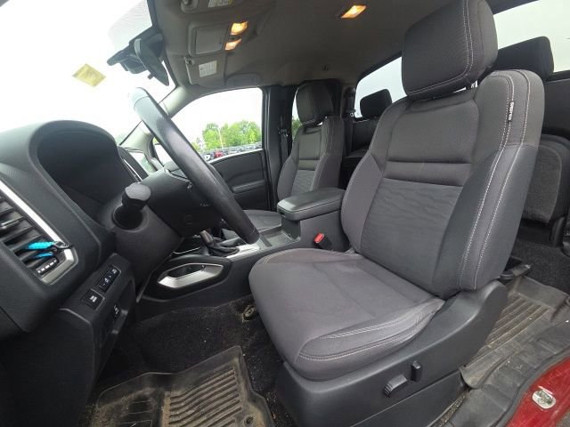 Used 2022 Nissan Frontier SV AWD/4WD image 18