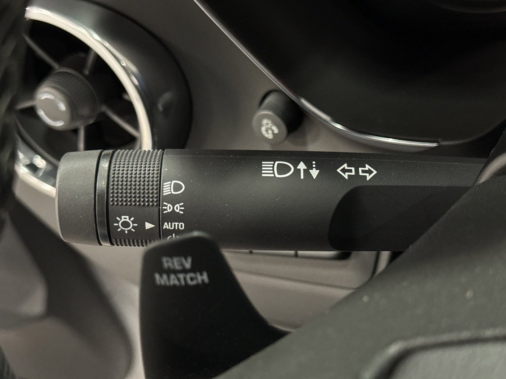 Used 2018 Chevrolet Camaro SS image 16