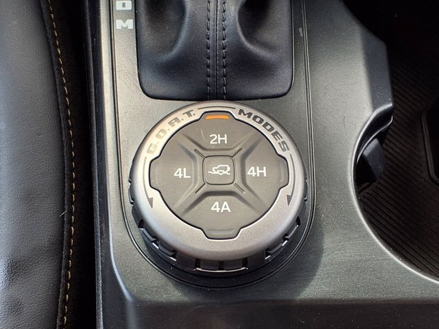 Certified 2025 Ford Bronco Badlands AWD/4WD image 16