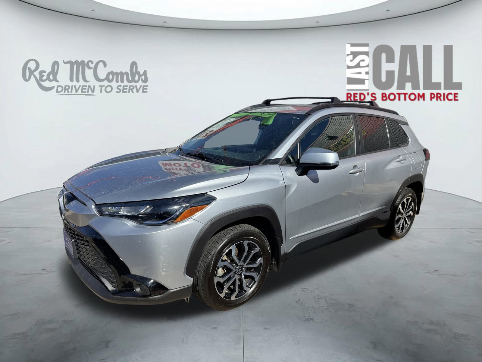 Used 2024 Toyota Corolla Cross SE image 7