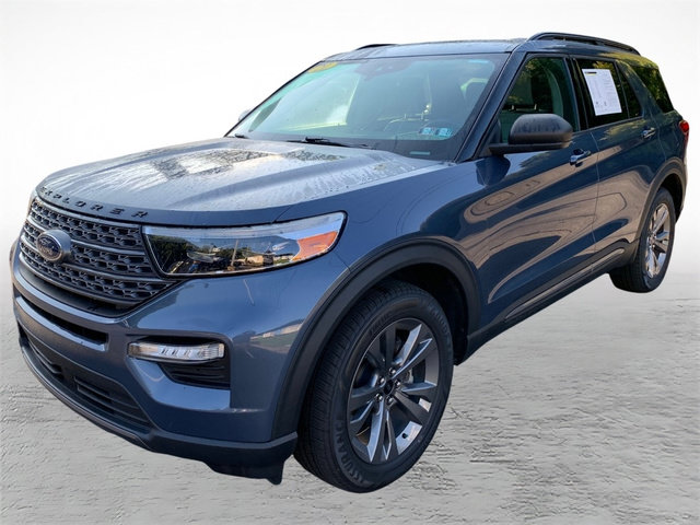 Certified 2021 Ford Explorer XLT w/ Equipment Group 202A AWD/4WD image 6
