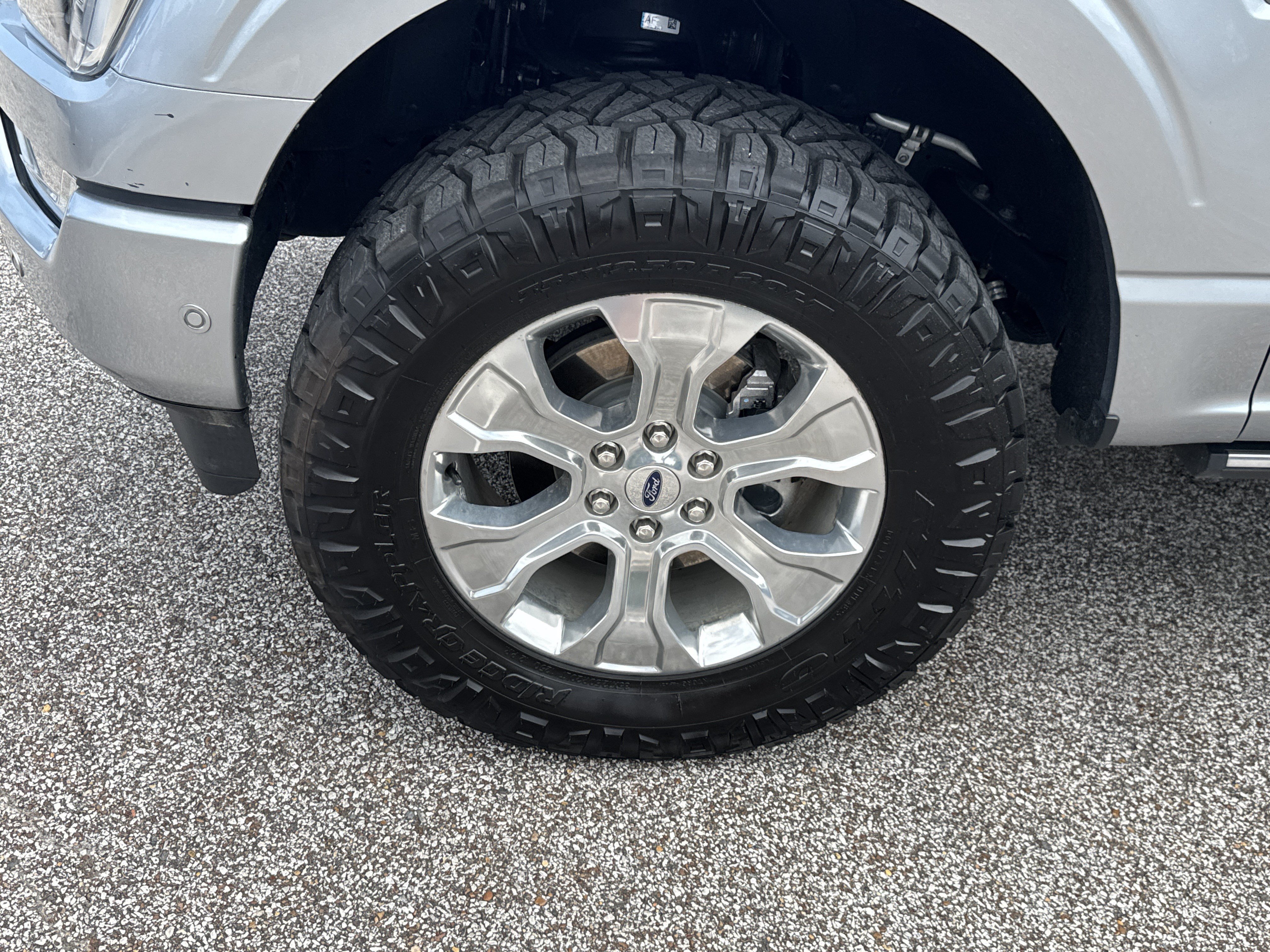 Certified 2023 Ford F150 Platinum w/ Equipment Group 701A High AWD/4WD image 9