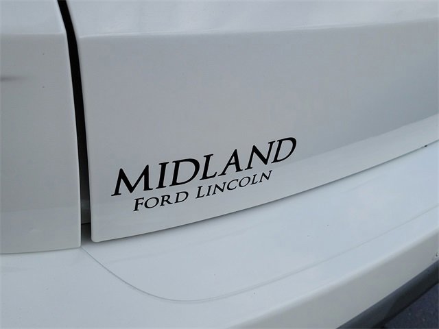 Certified 2023 Ford Escape ST-Line Select w/ Tech Pack #2 image 7