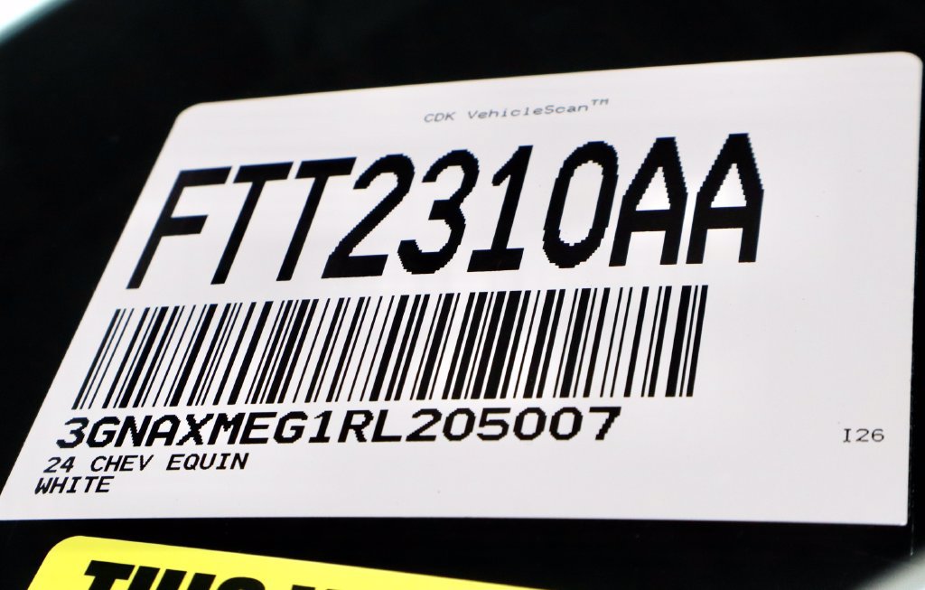 Used 2024 Chevrolet Equinox RS w/ RS Leather Package FWD image 32