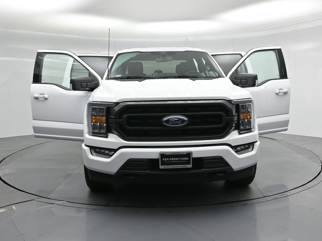 Certified 2022 Ford F150 XLT w/ Equipment Group 302A High image 30