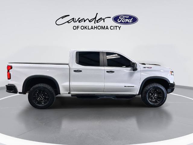 Used 2023 Chevrolet Silverado 1500 ZR2 w/ Technology Package AWD/4WD image 9