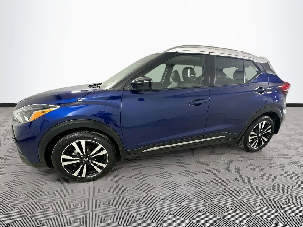 Used 2020 Nissan Kicks SR w/ SR Premium Package FWD image 6