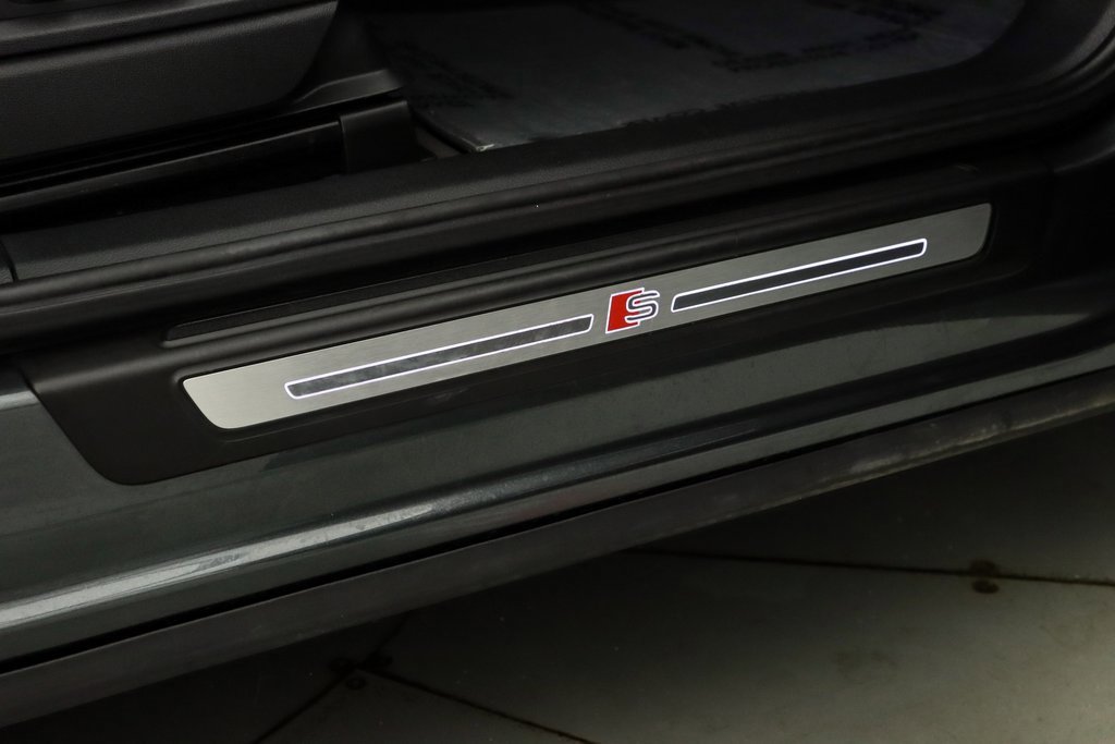 Used 2021 Audi SQ5 Premium Plus w/ Premium Plus Package image 28