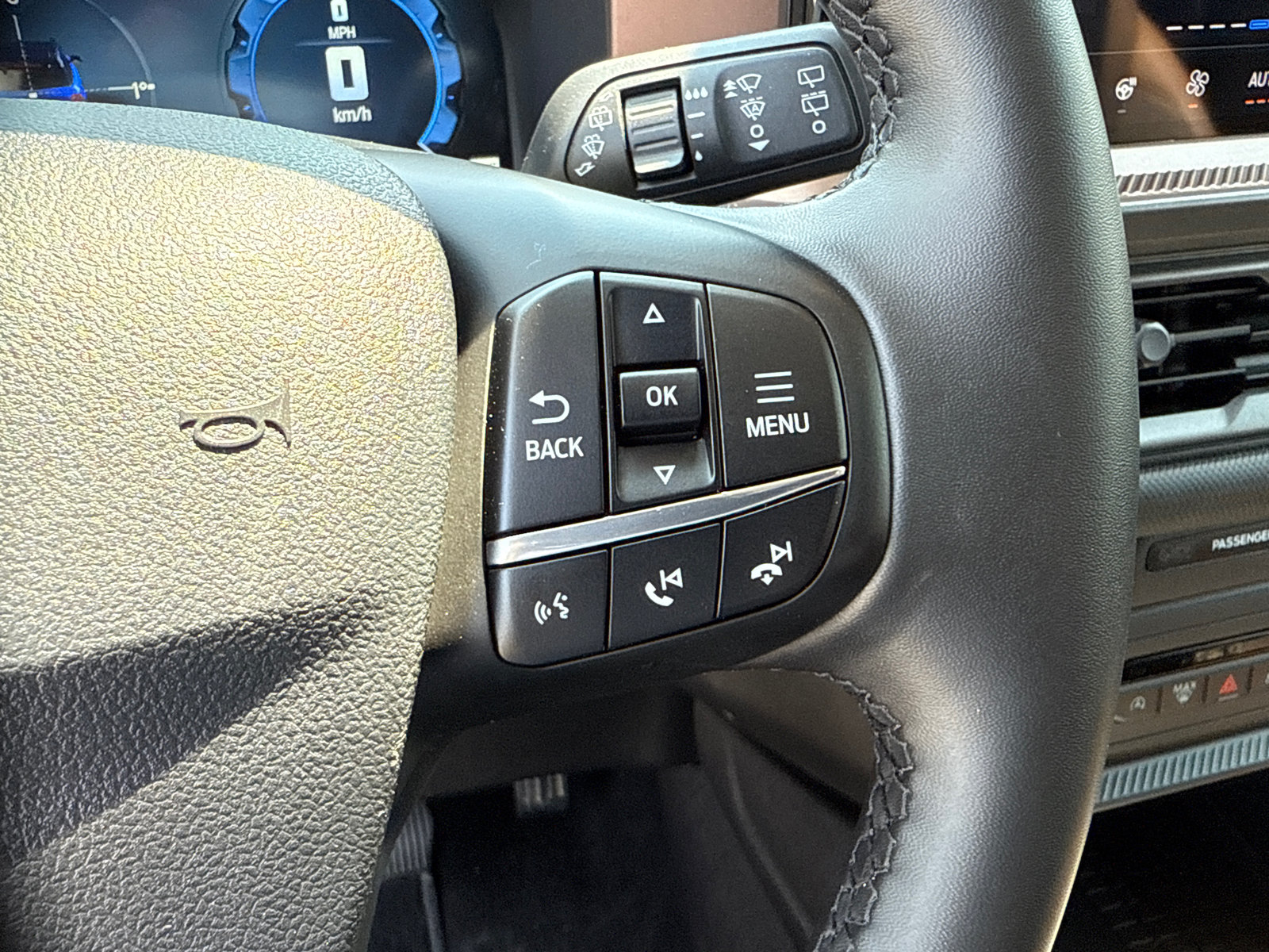 Certified 2025 Ford Bronco Sport Outer Banks w/ Outer Banks Tech Package+ AWD/4WD image 14