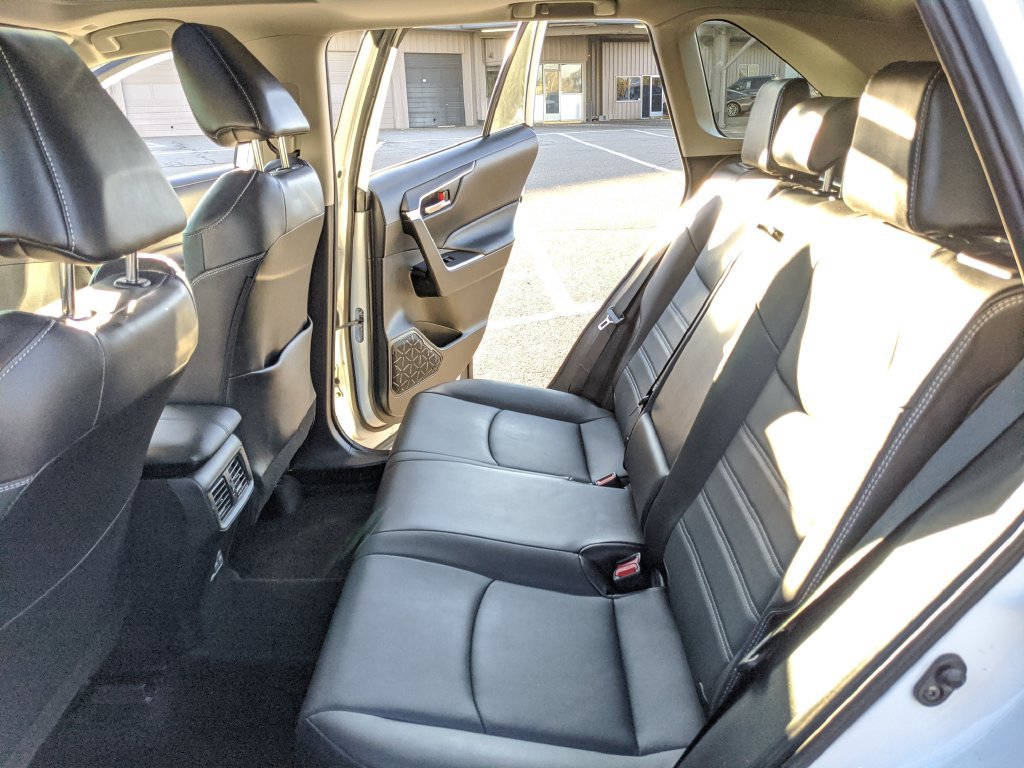 Used 2023 Toyota RAV4 XLE Premium AWD/4WD image 16