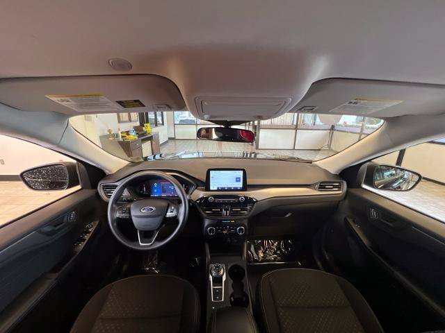 Certified 2025 Ford Escape Active AWD/4WD image 32