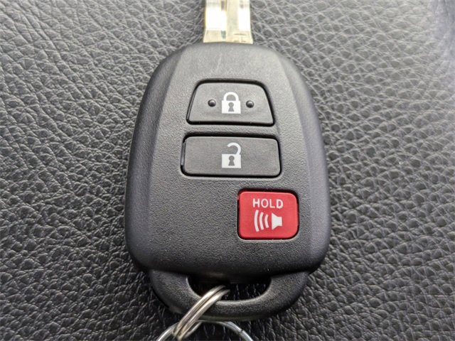 Used 2019 Toyota Tundra SR5 w/ SR5 Upgrade Package image 26