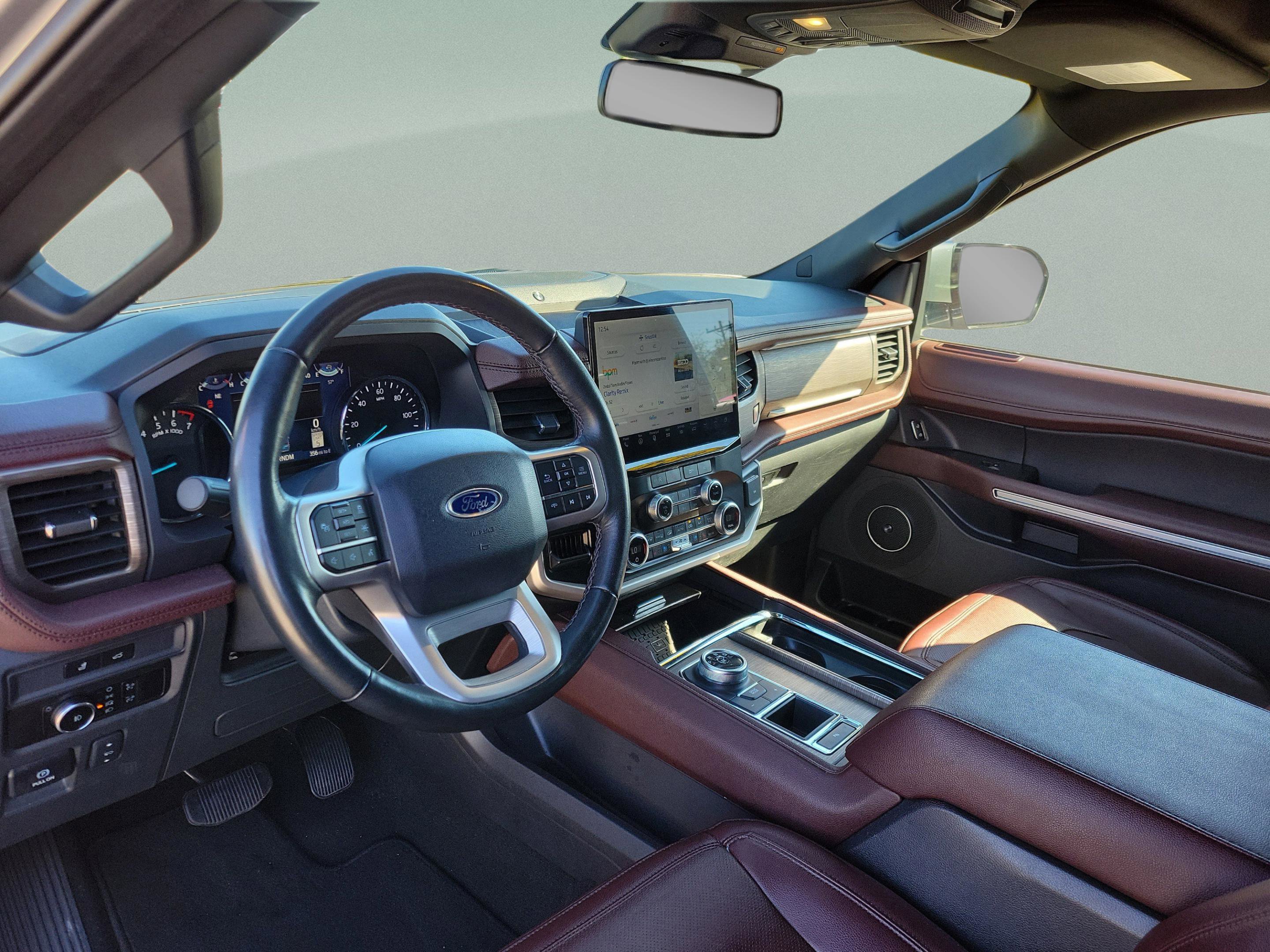 Certified 2024 Ford Expedition Limited image 5