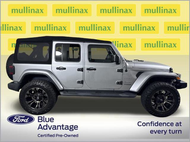 Used 2018 Jeep Wrangler Unlimited Sahara image 5