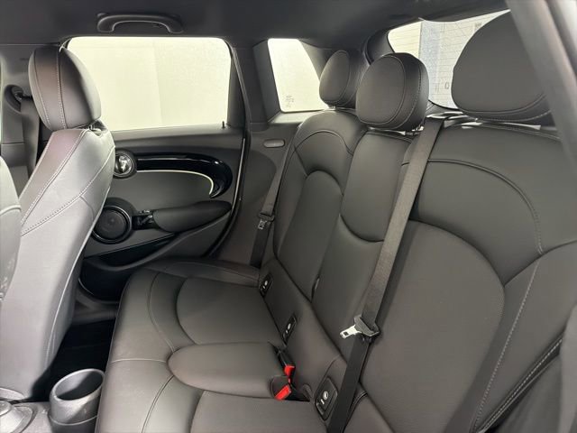 Used 2022 MINI Cooper S image 13