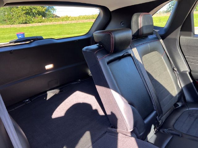 Certified 2022 Ford Escape SEL w/ SEL Stealth AWD Package image 32
