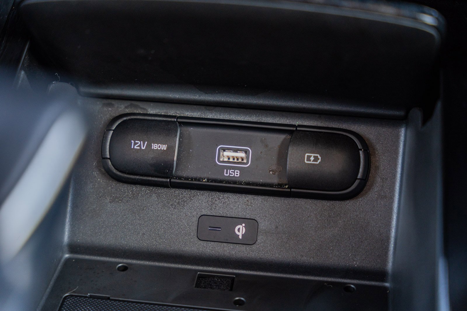 Used 2022 Kia Telluride SX w/ SX Prestige Package image 36