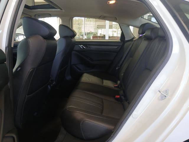 Used 2021 Honda Accord EX-L image 10