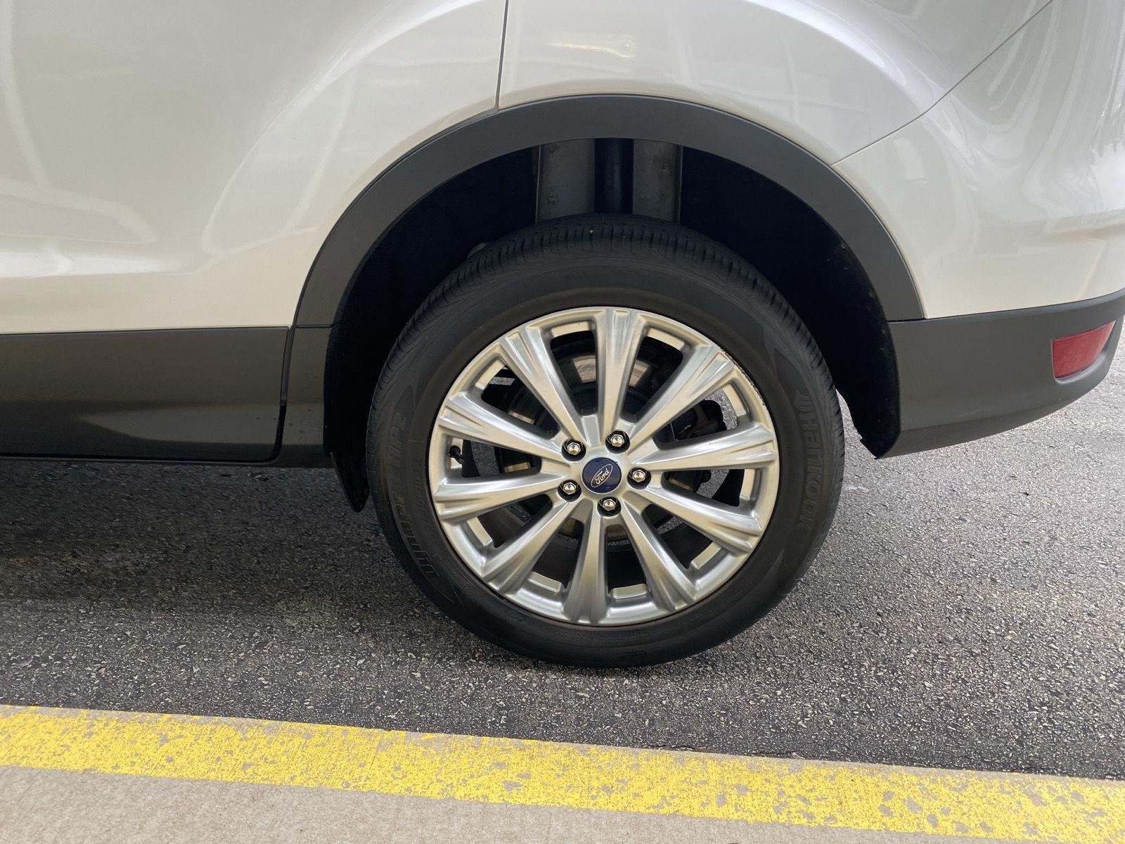Certified 2017 Ford Escape Titanium AWD/4WD image 6