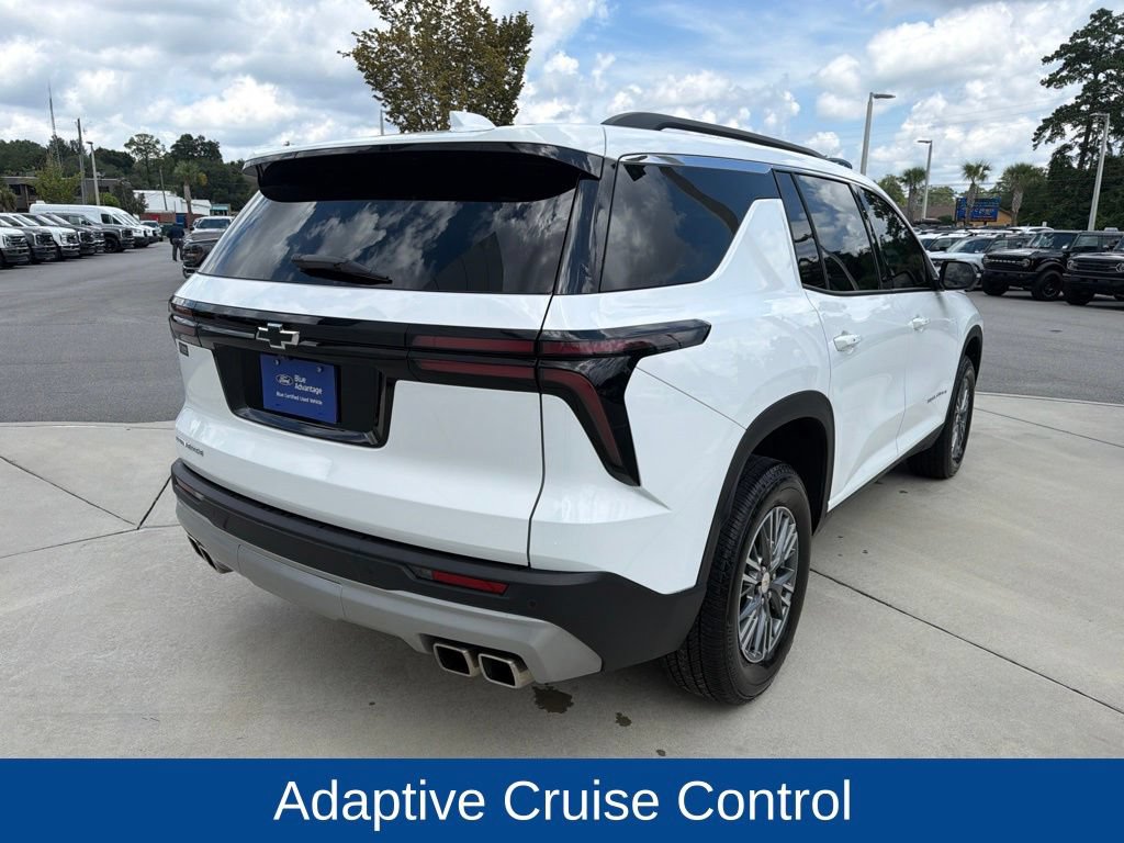 Used 2025 Chevrolet Traverse LT w/ Driver Confidence Package FWD image 9