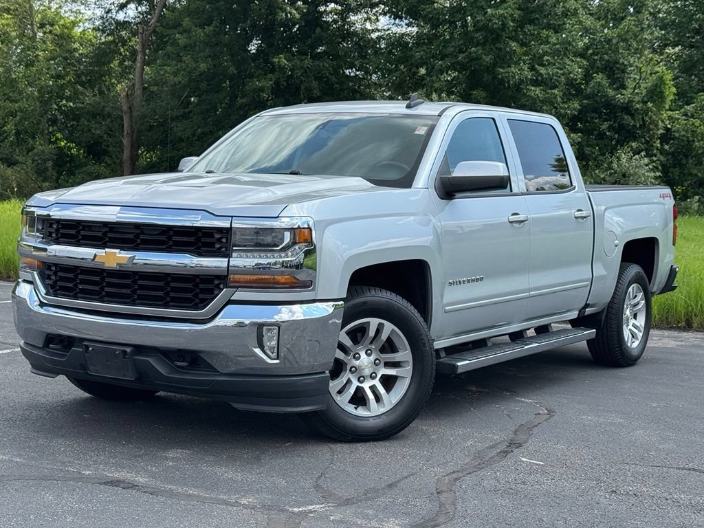Used 2017 Chevrolet Silverado 1500 LT w/ All Star Edition AWD/4WD image 2