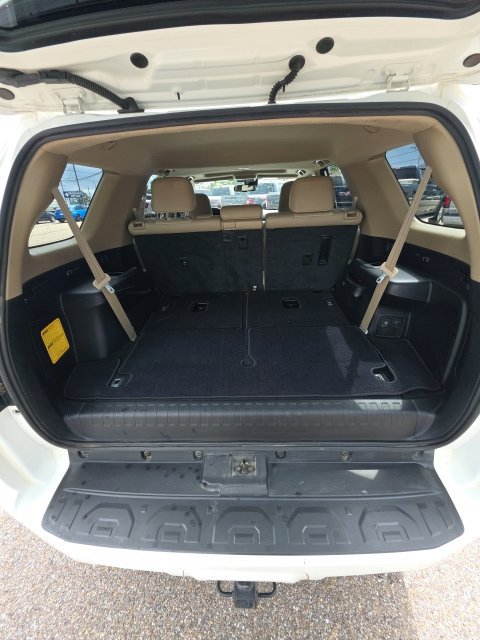 Used 2023 Toyota 4Runner SR5 Premium w/ Moonroof Package RWD image 17